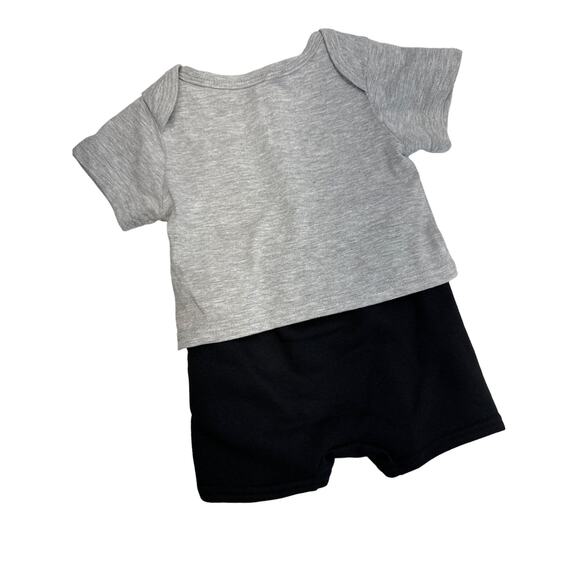 The North Face Summer Set Black Shorts Gray Tshirt Baby Infant 3M - Picture 2 of 9